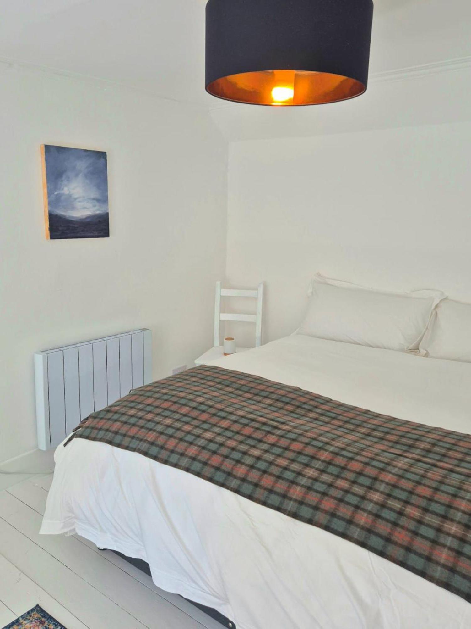 Mackinnon Cottage - 3 Bedroom Cottage Бродфорд Экстерьер фото
